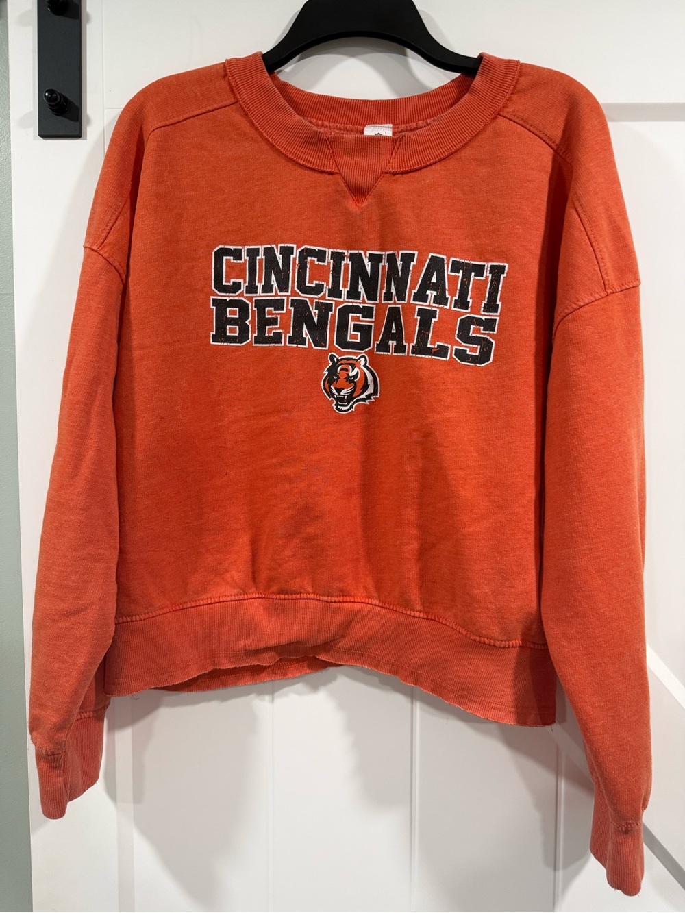 Cincinnati Bengals Orange Women's Cropped Crewneck Sweatshirt